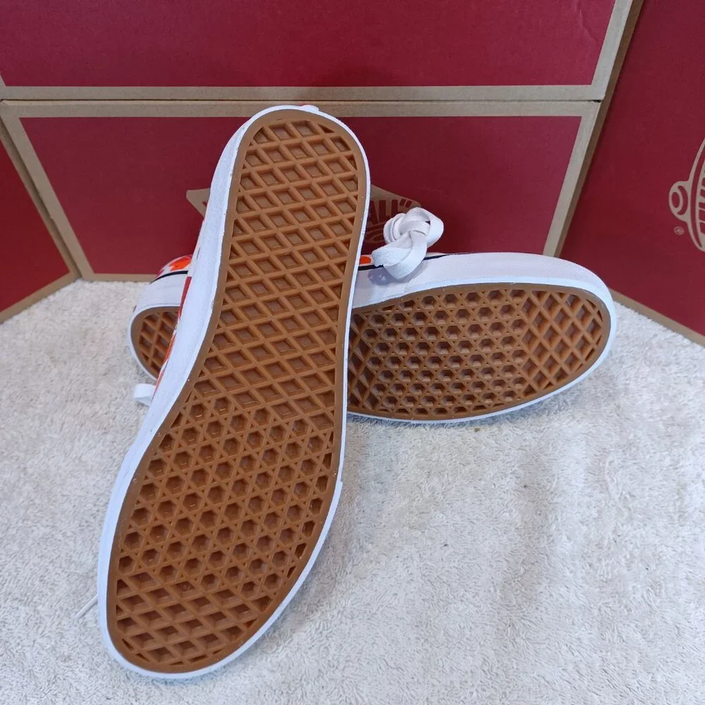 Vans Men's 4 / Women's 5.5 Authentic Hearts Red White VN0A348A40Q